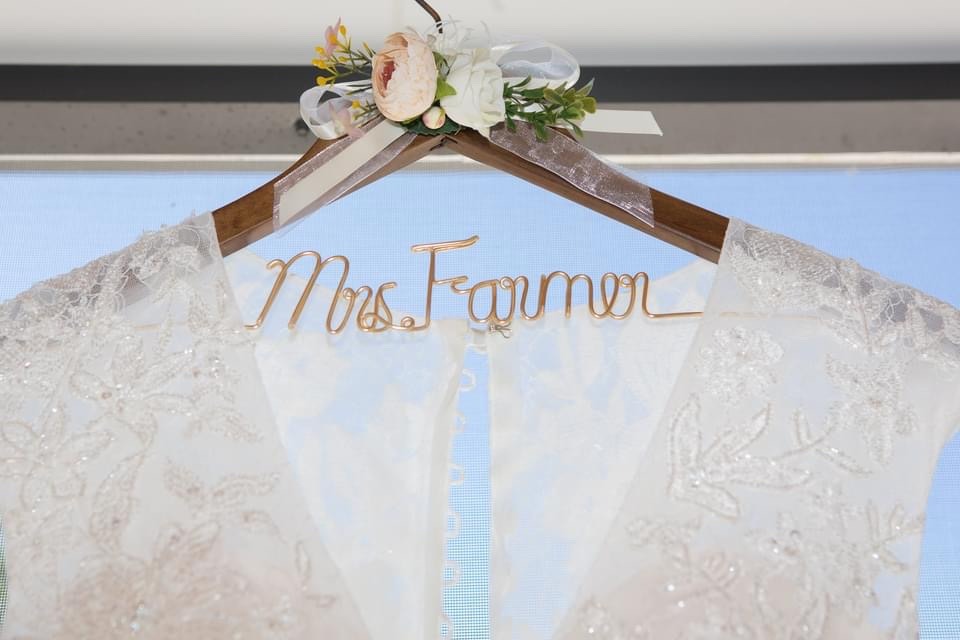 Bride Wedding Dress Hanger(Hot Sales)